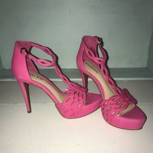 Pink heels (never worn)